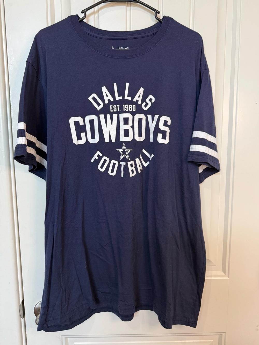 NFL Men’s Dallas Cowboys Authentic Navy Tee w/White Lettering & Sleeves Sz 2XL